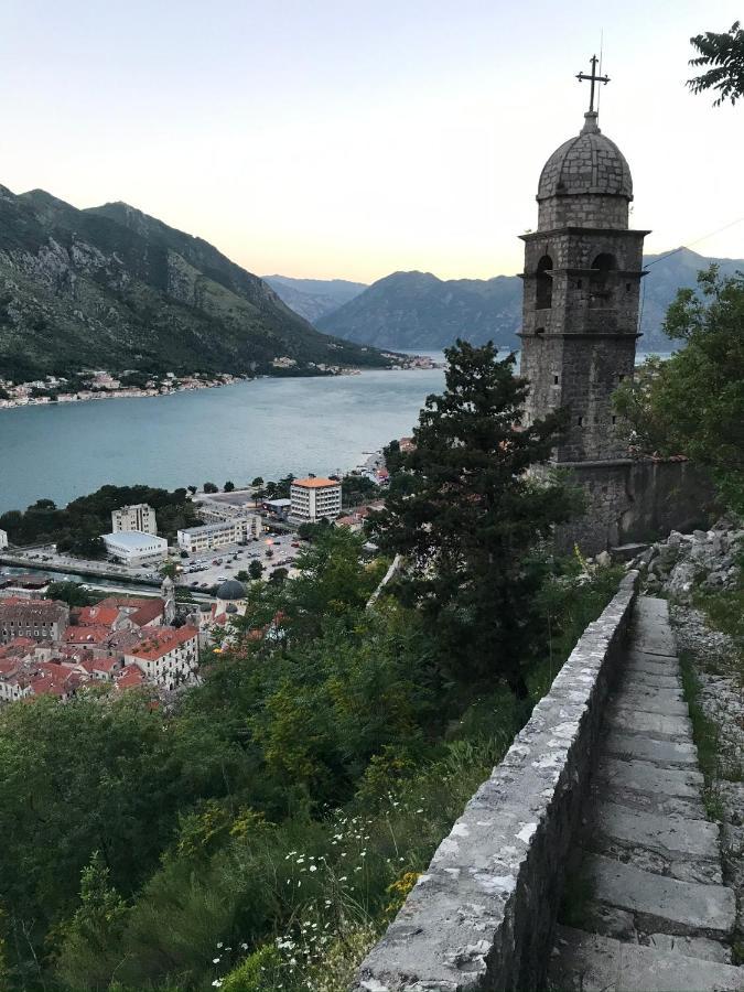 Romantic Rooftop View Hideaway- Old Town Nr 404 Kotor Eksteriør billede